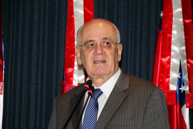 Serafim propõe audiência pública para discutir serviços de telefonia