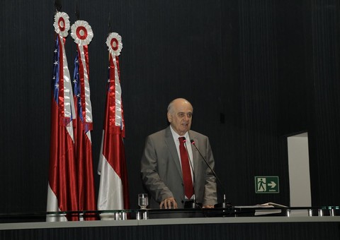 Serafim defende "pacto de governança" entre poderes e sociedade