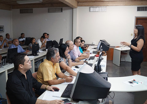 Manaus recebe workshop de gestão de convênios federais