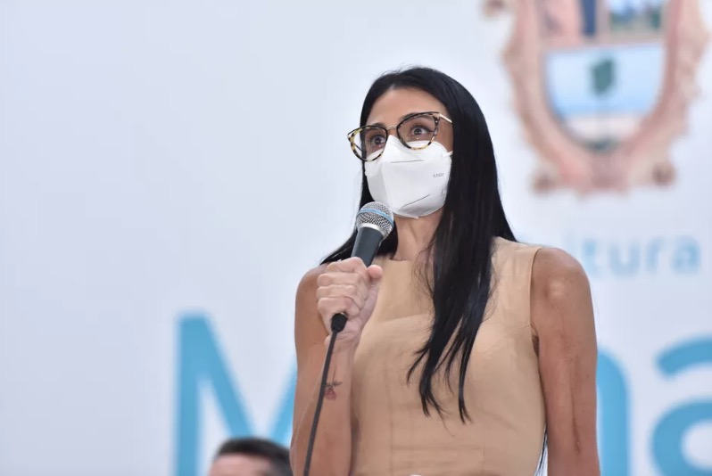 Juíza exige filmagens de onde secretários furaram fila da vacina em Manaus