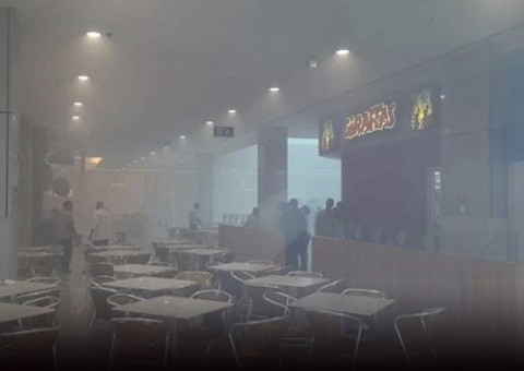 Incêndio atinge restaurante em praça de alimentação do Salvador Shopping