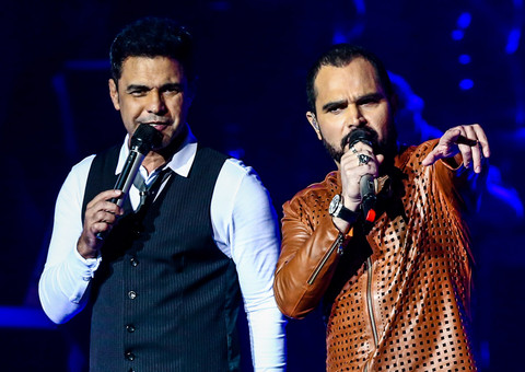 Zezé Di Camargo grava DVD com Graciele Lacerda e Zilu na plateia