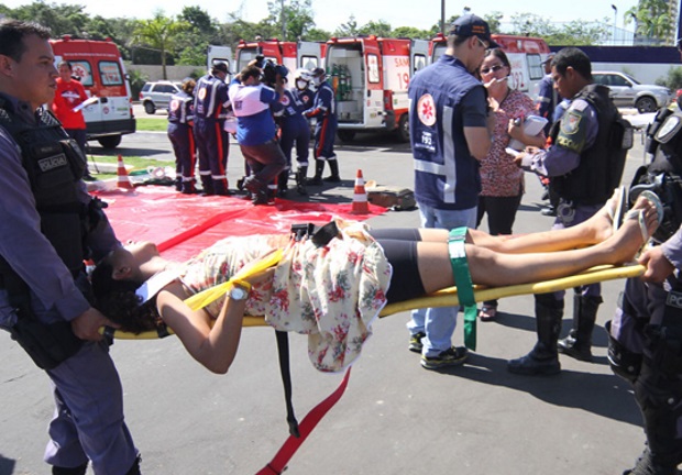  Samu participa de simulação de primeiros-socorros com motociclistas