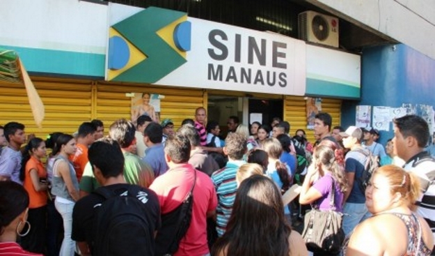 Explosão de transformador suspende atendimento no Sine Manaus