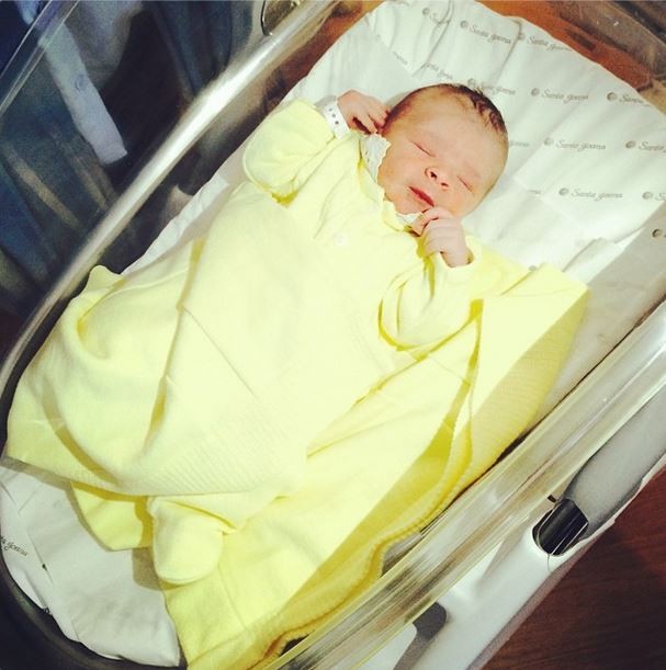 Nasce segundo bisneto de Silvio Santos