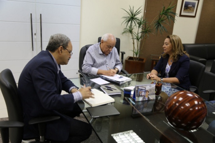 TRE acerta parceria com a Fieam para o recadastramento biométrico