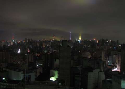 Aumento de 4,6% nas contas de energia elétrica sofre críticas na Aleam