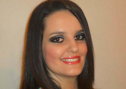 Apaixonado, aluno matou professora dentro da escola