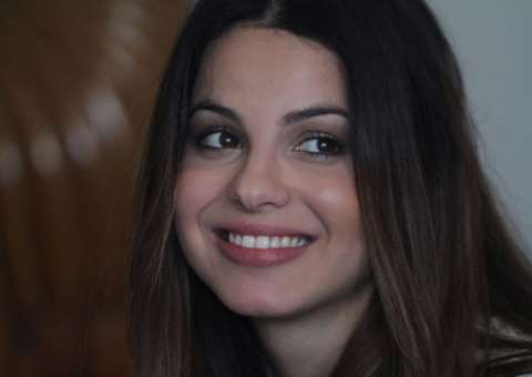 Sthefany Brito é acusada de abandonar a avó e desabafa nas redes sociais