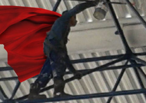 Super Homem é visto em Terminal de Manaus