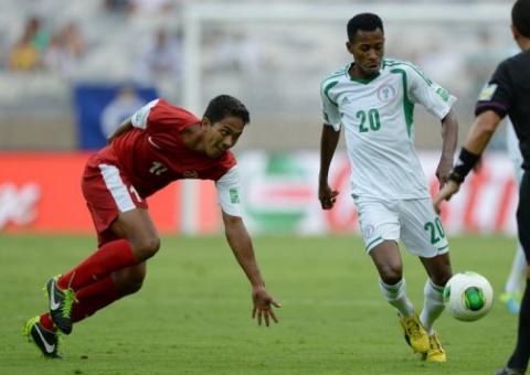 Taiti perde por 6 a 1 para a Nigéria, mas comemora gol como se fosse título