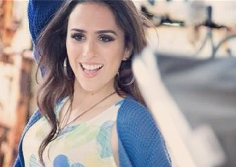 Tatá Werneck adotou criança africana