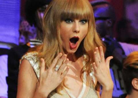 Homem acredita ser casado com Taylor Swift e ameaça homens que se meterem em seu caminho