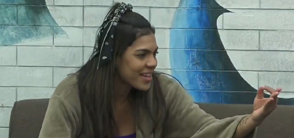 A Fazenda: Tays Reis relata suposto estupro e cai na risada; revoltou web