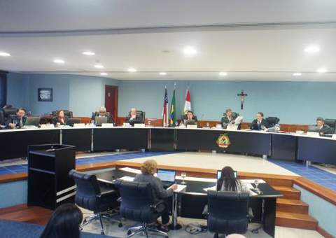 TCE julga 28 processos nesta quarta-feira