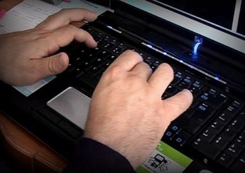 Argentina diz ter achado pelo Facebook filho desaparecido há 18 anos