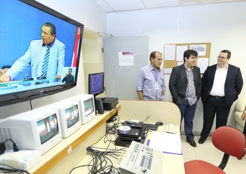 Técnicos da Fundação Padre Anchieta visitam TV Câmara Manaus