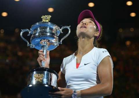 Na Li supera a 'maldição do vice' e conquista o Aberto da Austrália