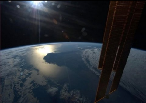 Rússia e EUA examinarão vazamento de amônia na Estação Espacial Internacional