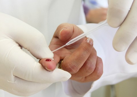 Prevenção: alvos são lésbicas, gays, bissexuais, travestis e transexuais  