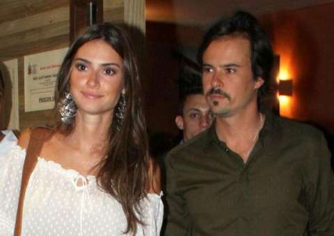 Paulinho Vilhena e Thaila Ayala terminam casamento de 5 anos