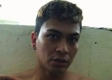 Traficante flagrado com mais de 7 kg de drogas