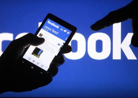 Quem usa rede social é mais infeliz