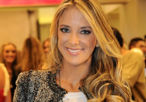 Namorando há 4 meses, Ticiane Pinheiro quer ter filho