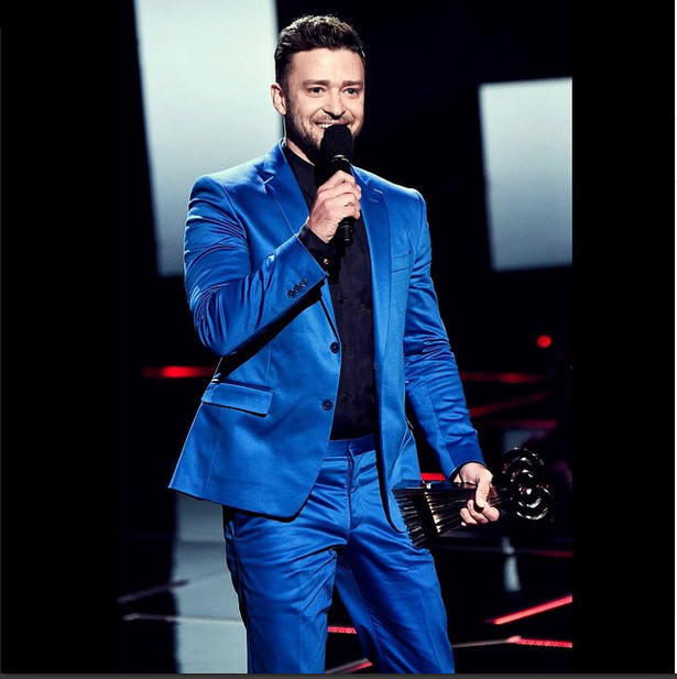 Justin Timberlake mostra rostinho do filho recém-nascido 