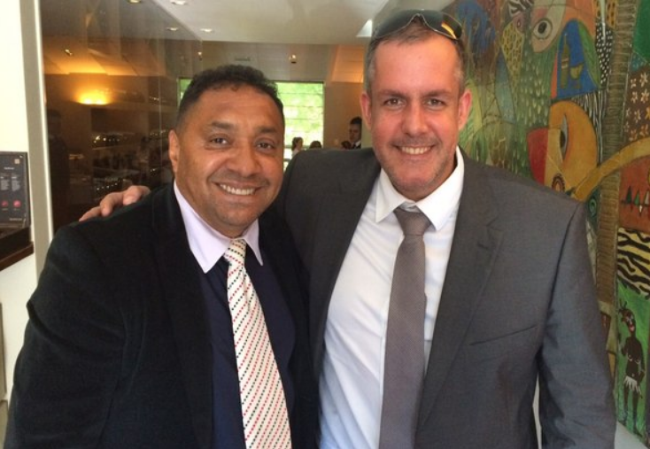 Tiririca assina com a Band e é novo integrante do "Pânico"