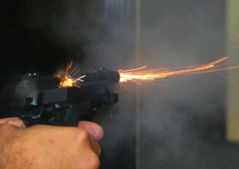 Universitária é assassinada com sete tiros disparados pelo companheiro