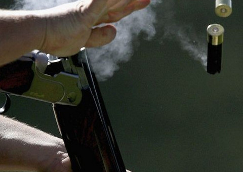 Tiro acidental salva mulher de problema cardíaco 