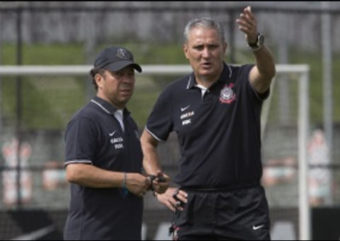 Tite confirma retorno de Renato Augusto e Douglas