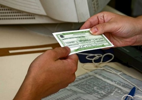 Mais de 30 mil eleitores no Amazonas estão em dívida com a Justiça Eleitoral