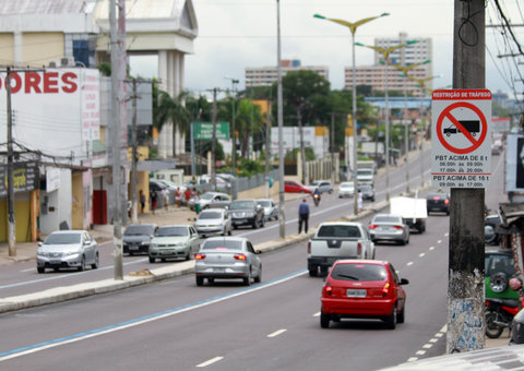 Veículos pesados vão ter restrição na Djalma Batista