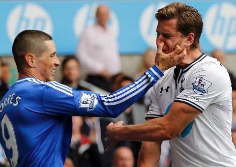 Villas-Boas acha "vergonhoso" Torres não ter sido suspenso