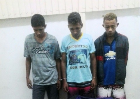 Três homens são presos por policiais da 27ª CICOM com droga