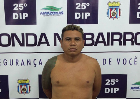 Policia prende irmão de “Bonitinho” com  trouxinhas de cocaína