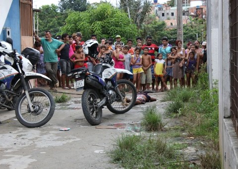 Dívidas por conta do tráfico de drogas resulta em duplo homicídio