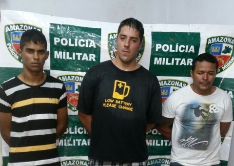  Três homens são presos por tráfico de droga pela Rocam 