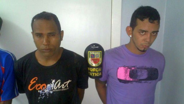 Menor apreendido com droga entrega comparsas