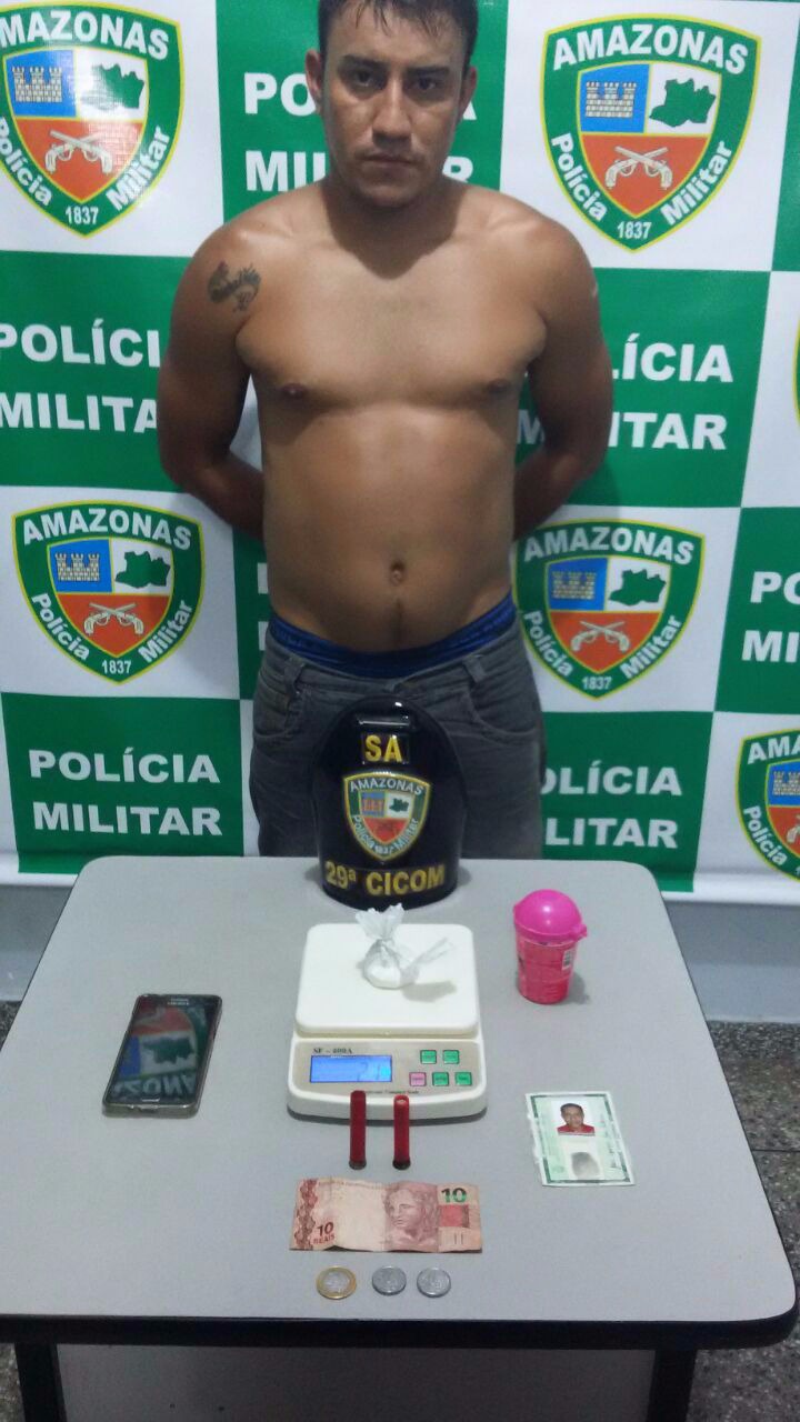 Homem é preso na Zona Leste suspeito de tráfico de entorpecentes