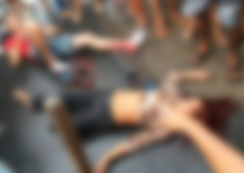  Casal é atingido por dois carros ao avançar sinal vermelho no São José