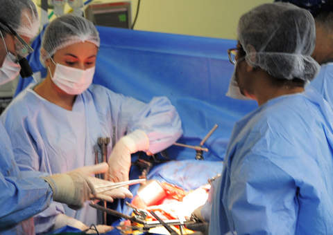 Aos 23, paciente é beneficiado pelo 2o transplante de fígado realizado na rede de saúde do AM