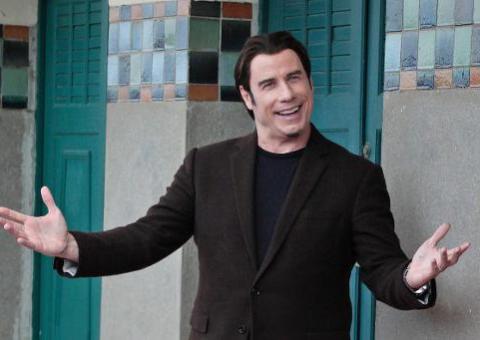 Travolta quer transmitir mensagem pacifista em seu novo filme