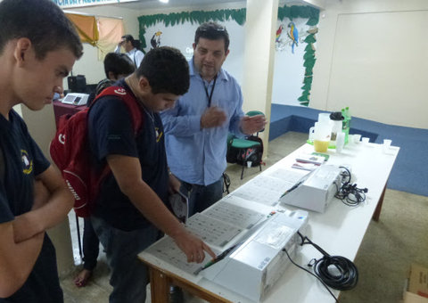  TRE Escola promove educação política de jovens a partir dos 16 anos 