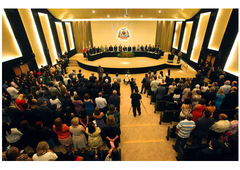 Processo seletivo para 851 cargos em Maués é suspenso pelo TCE