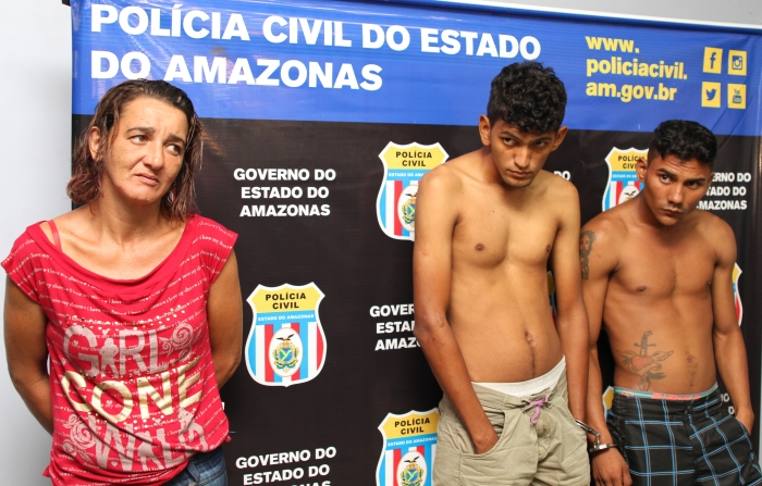  Mulher e comparsa são presos por tentarem sacar dinheiro com documentos falsos