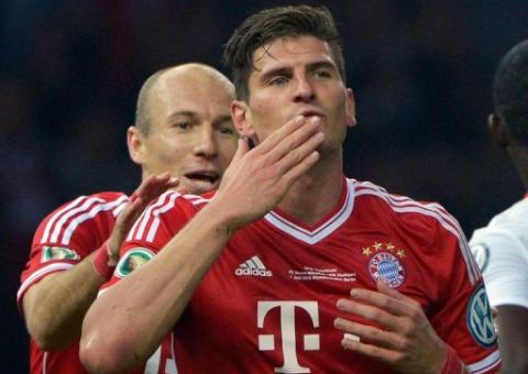 Bayern de Munique anuncia transferência de Mario Gomez para Fiorentina