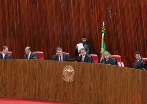 TSE aprova envio de força federal para Manaus